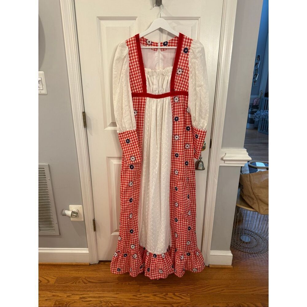 Vintage 1970’s Red Gingham Eyelet Floral Embroidered Maxi Dress sz 8